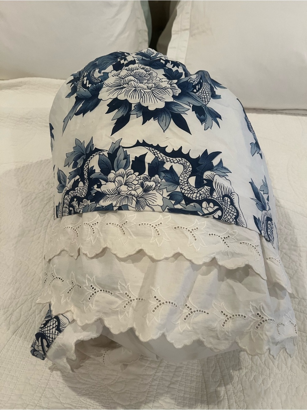 Ralph Lauren Nanking Dragon Blue and White Bed Skirt Dust Ruffle King